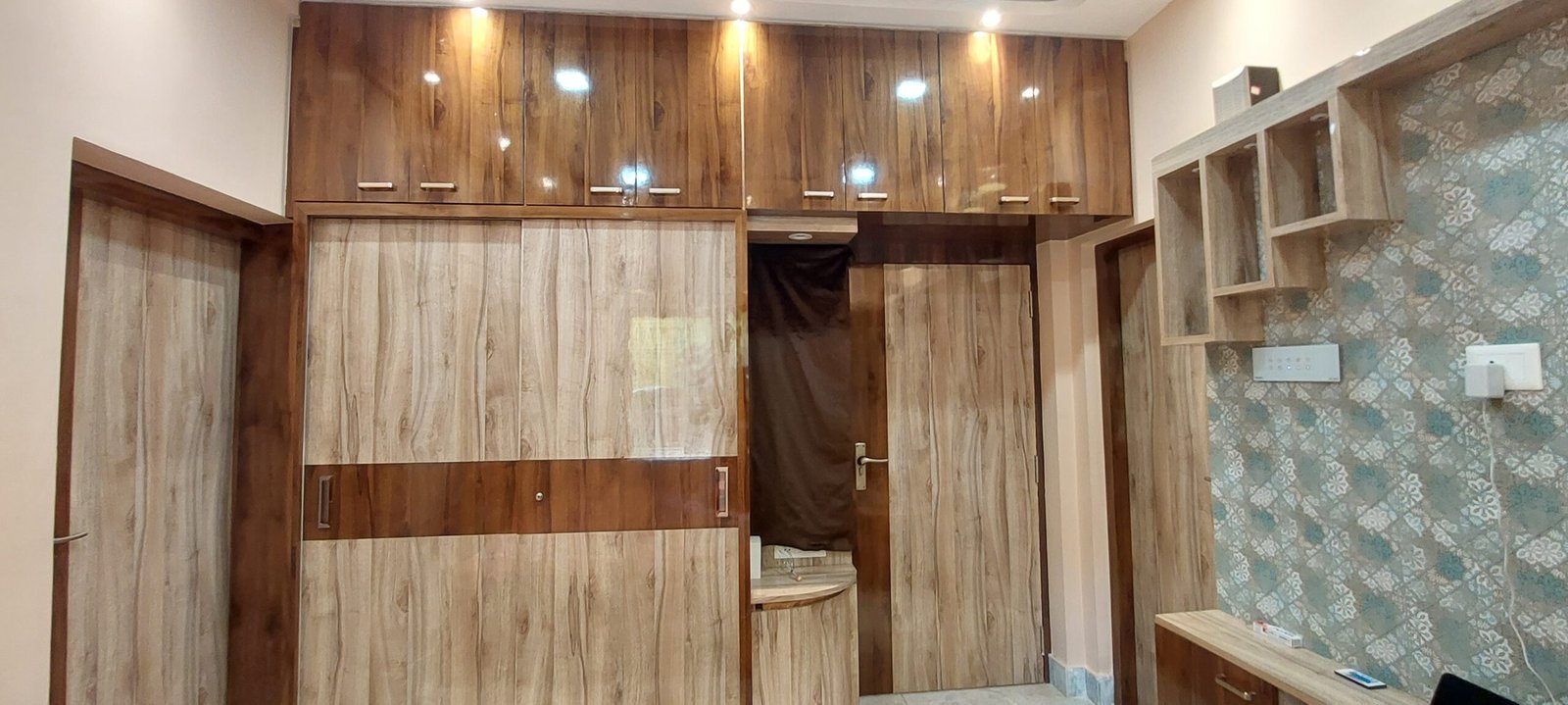 On-site residential storage and interior work